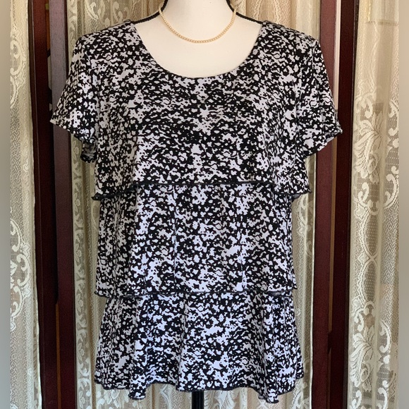 Notations Tops - NOTATIONS S/S LAYERED TOP - SZ SMALL